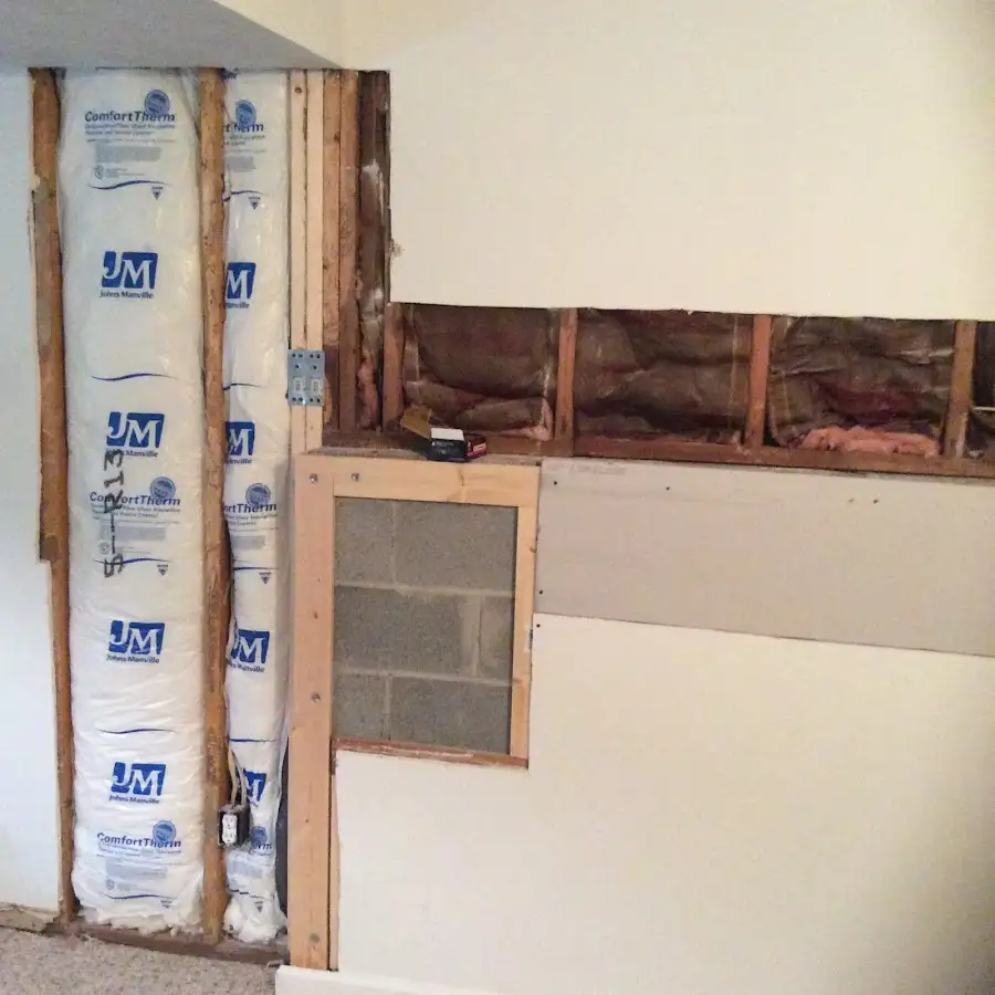 Wall insulation replacement during Structural Drying in Magna